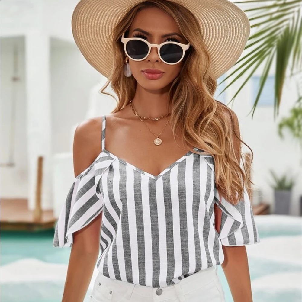 Cold Shoulder Striped Blouse - Picture 4 of 6